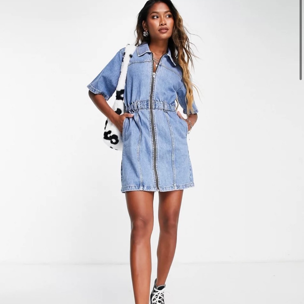 TOPSHOP Short sleeve denim dress
